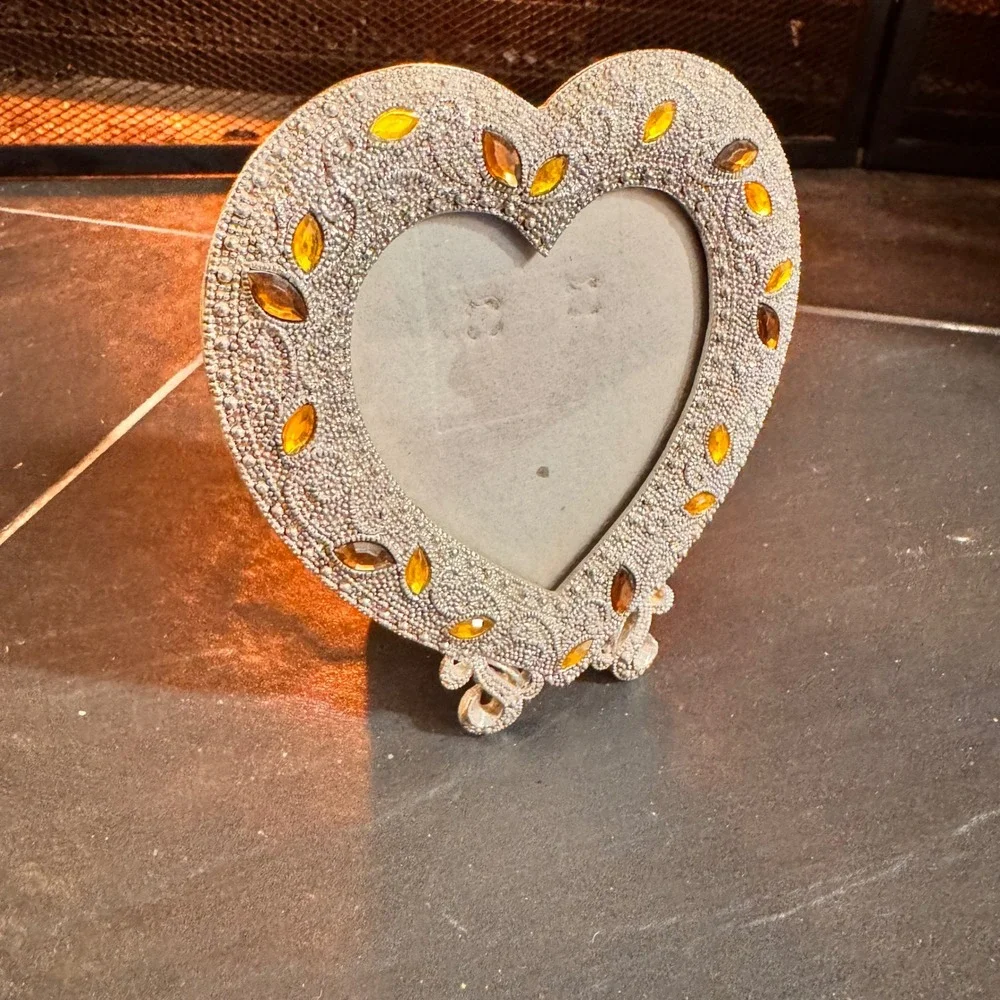 Silver‎ Heart Photo 3x3 Frame Rhinestone Amber Gems Ornate Stand Desktop Decor